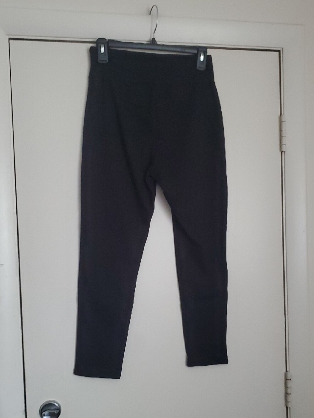 Classic Black Leggings - Picture 5 of 8